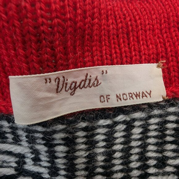 Vintage Hand Made Norwegian Wool Sweater by Vigdis Design Size XL - Picture 6 of 6
